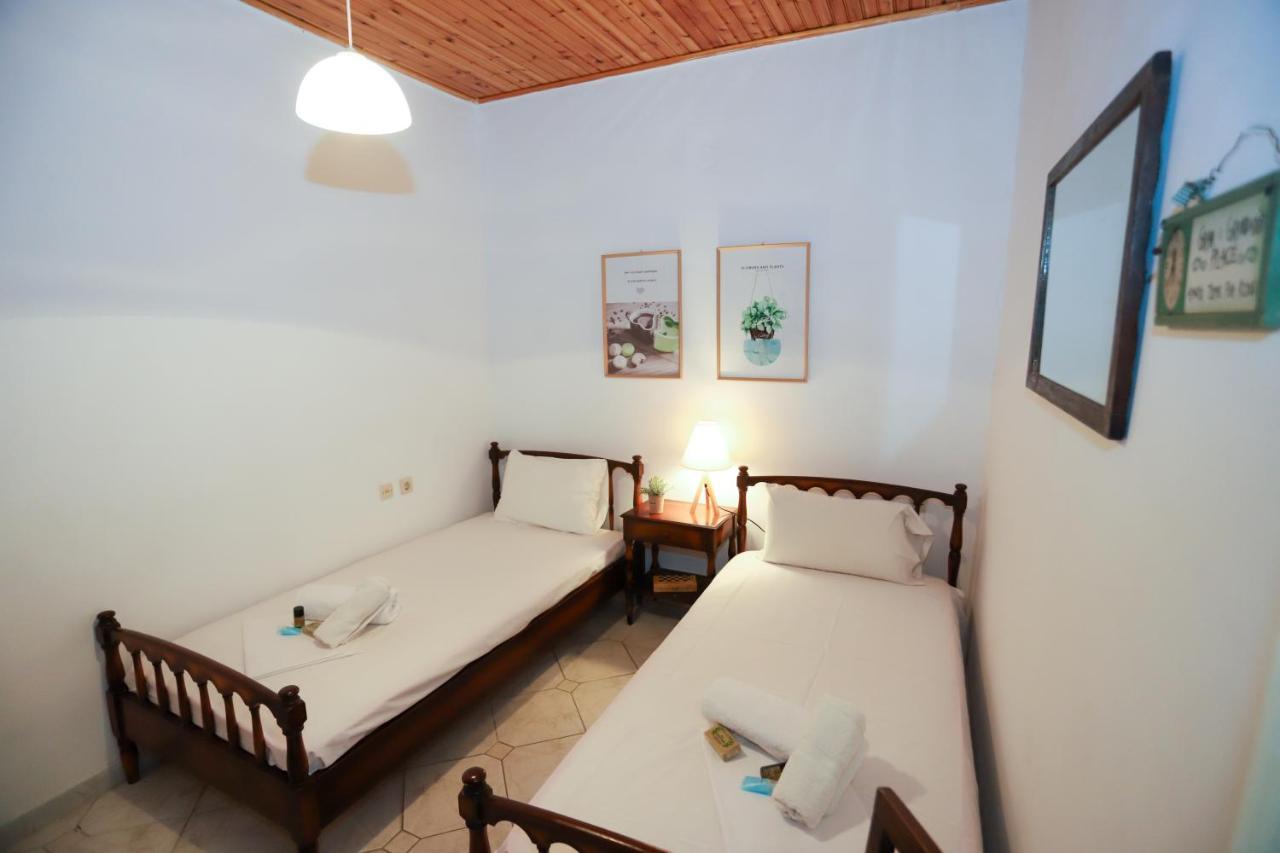 Family House At Corfu Town公寓 外观 照片