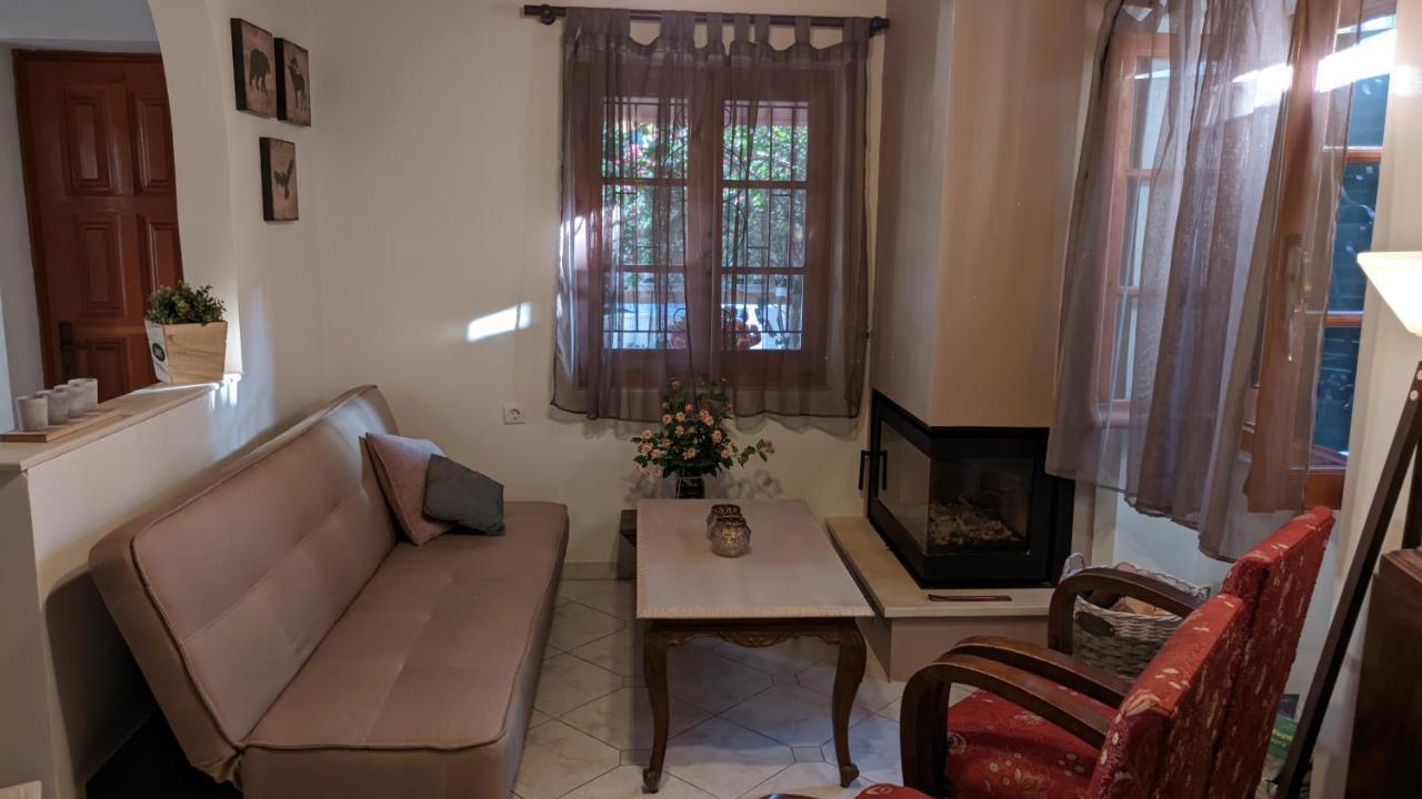 Family House At Corfu Town公寓 外观 照片